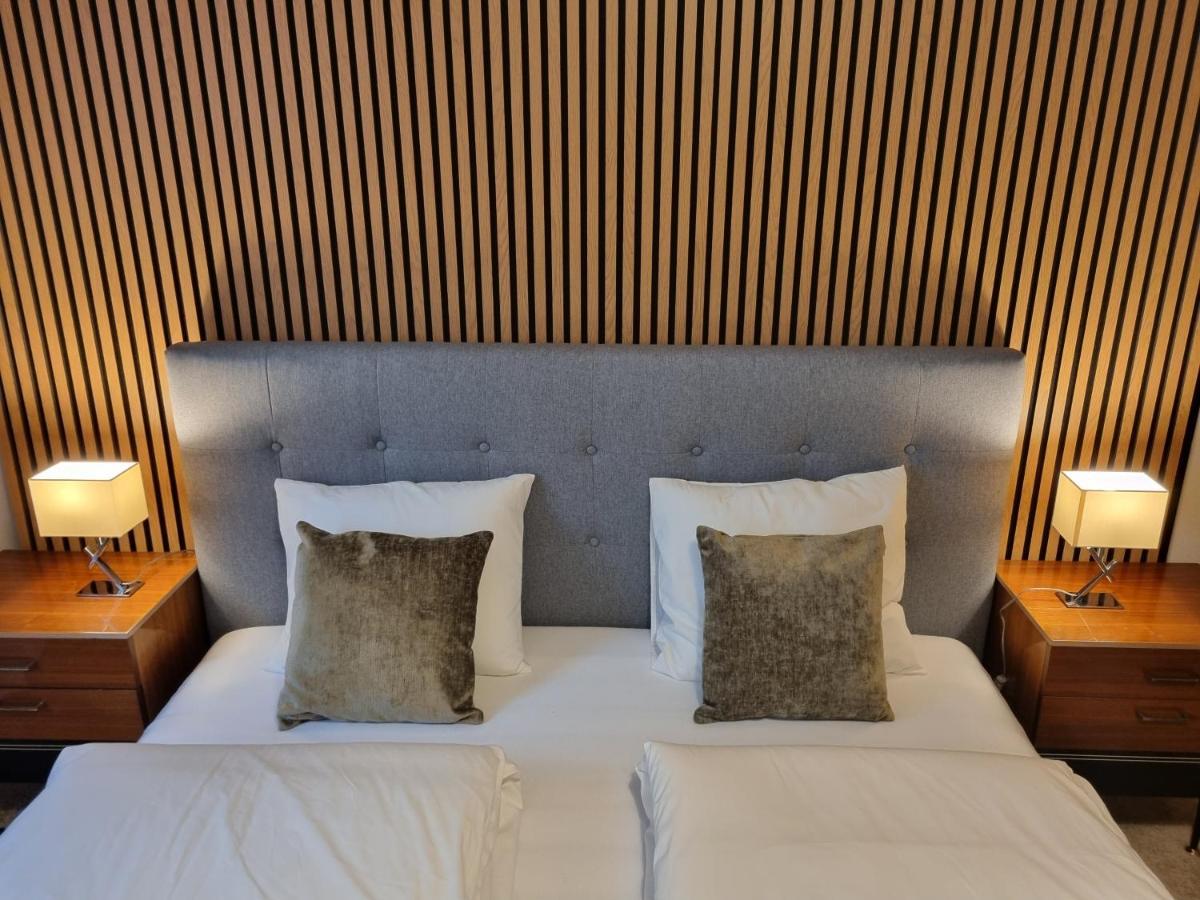 Villa With Private Sauna And Jacuzzi, 8 Min From Schloss Schoebrunn เวียนนา ภายนอก รูปภาพ